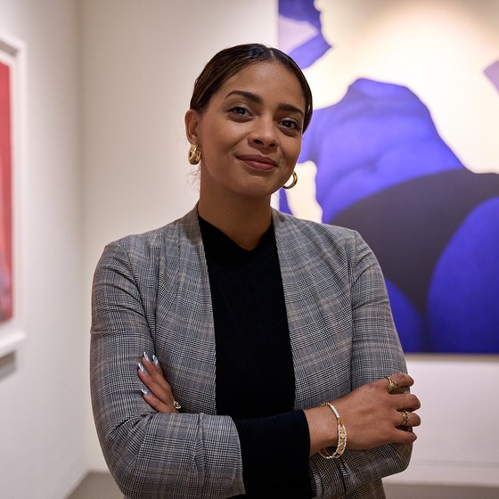 Si Mon' Emmett-Salah, Secretary